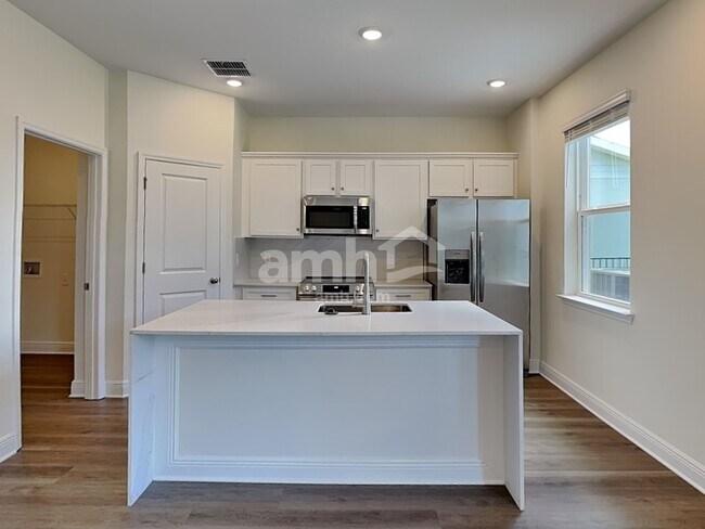 Photo - 5987 Sycamore Pl St