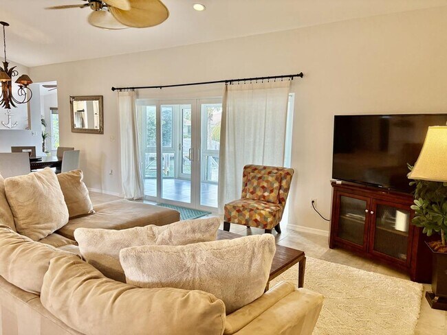 448 Parkhouse Ct