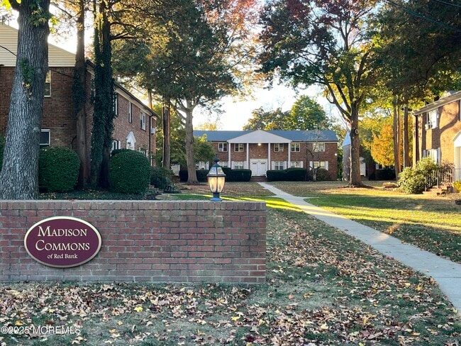 Building Photo - 142 South St Unit 10A