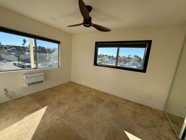 Photo - 317 N Mission Rd Unidad 317