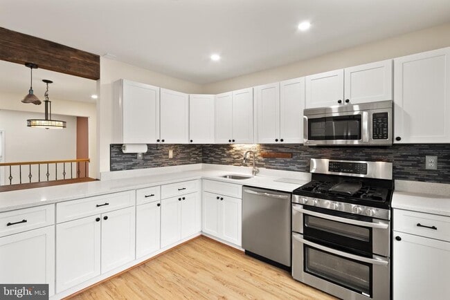 Building Photo - 2410 Alsop Ct