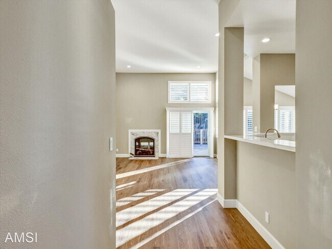 Photo - 4 br, 2 bath House - 1101 Rock Creek Way