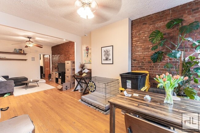 Photo - 7 AVENUE Unidad 1