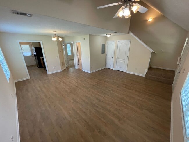 Photo - PRE-LEASING FOR AUGUST 2026!