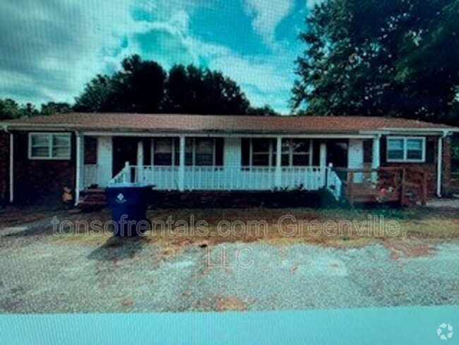 Building Photo - 914 Cross Anchor Rd Rental