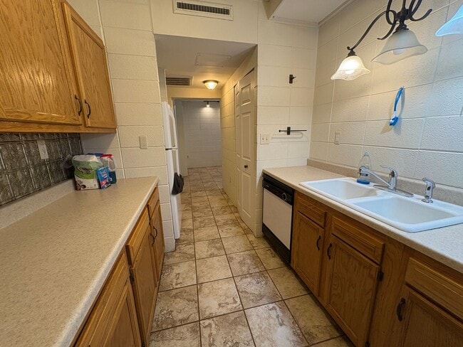 Photo - Brightwood - 900-B4 Unit Brightwood - 900-B4