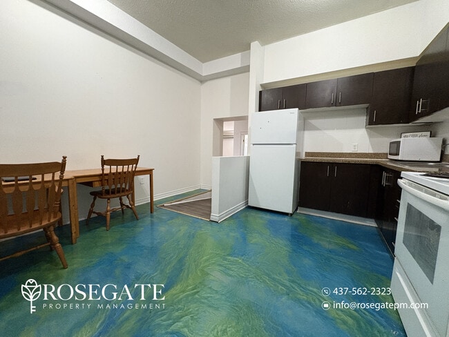 Photo - All-Inclusive 3-Bedroom Apartment in Downtown St. Catharines Unité 208