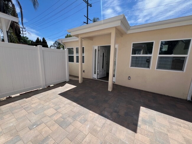 Photo - 1433 N Maple St House Unit ADU