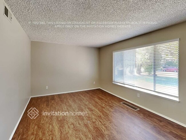 Photo - 2453 Aramon Dr