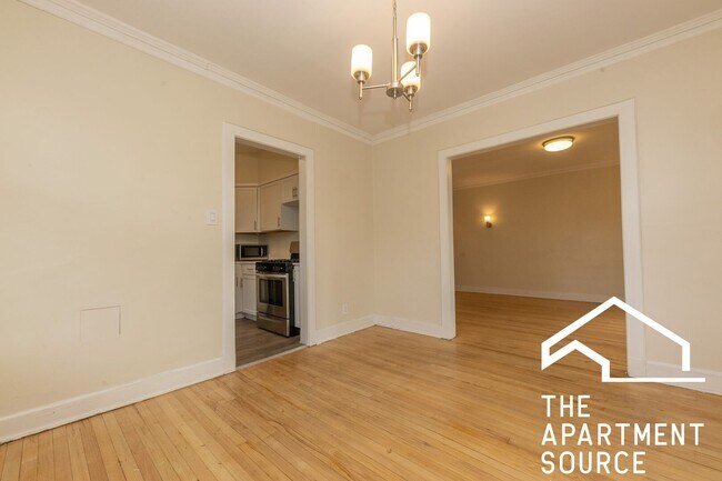 Photo - 209 Kedzie St Unit 3A