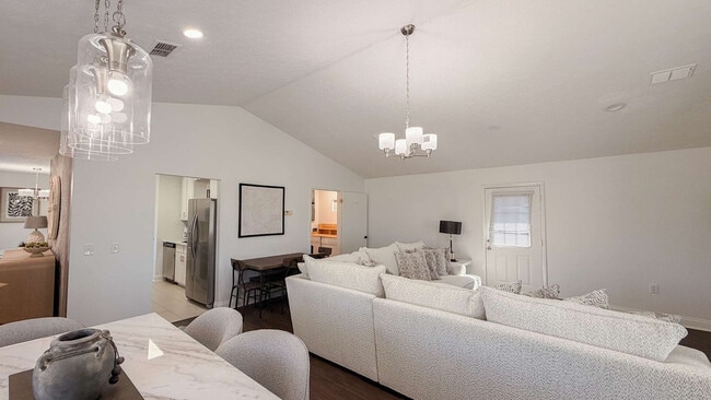 Photo - 300 W 23rd Pl Unidad SI ID1491599P