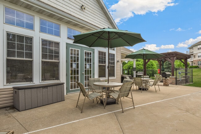 Pool Grilling Area