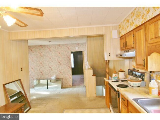 Photo - 75 Manor Ave Unit Second Floor