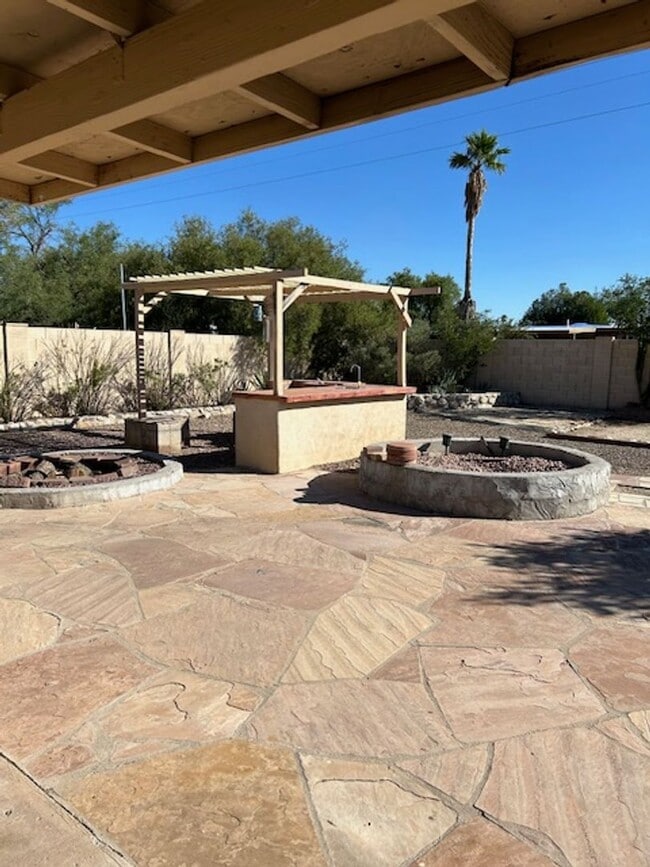 Photo - 2 Bedrooms PLUS Den NW Tucson