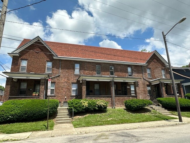 Building Photo - 354 E 19th Ave Unit 358