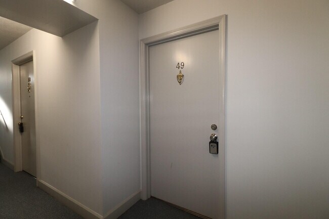 Photo - 175 Malabu Dr Unidad 49