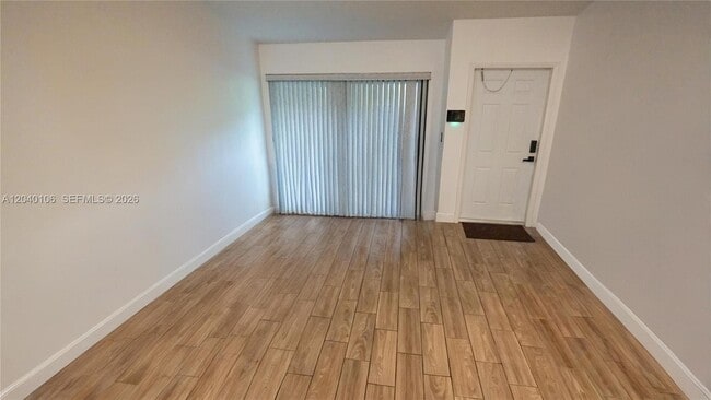 Photo - 2566 N Nob Hill Rd