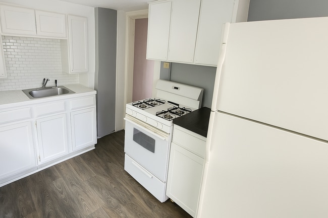 Photo - 258 McGowan St Unidad 2