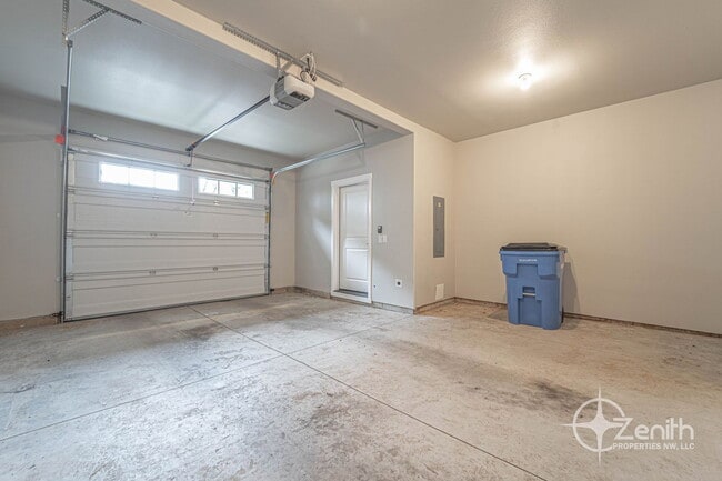 Photo - 14426 NE 22nd Ave
