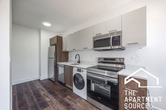 Photo - 1555 W Hollywood Ave Condo Unit 414