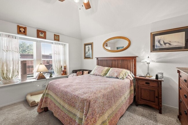 Photo - 128 Riverhill Dr