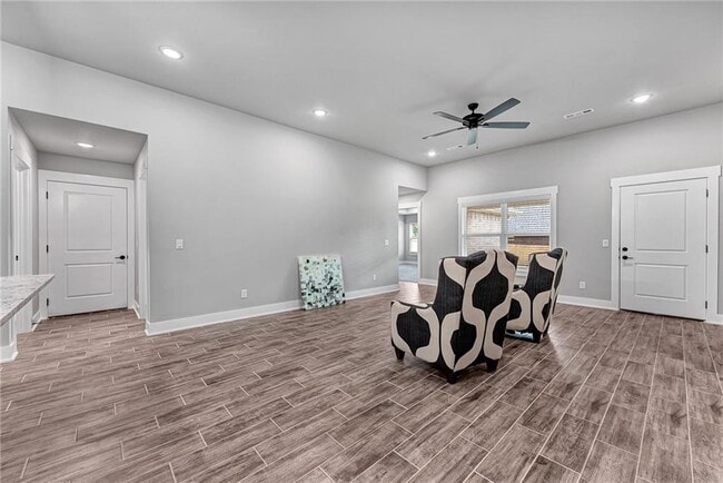 Photo - 55 Watson Ln