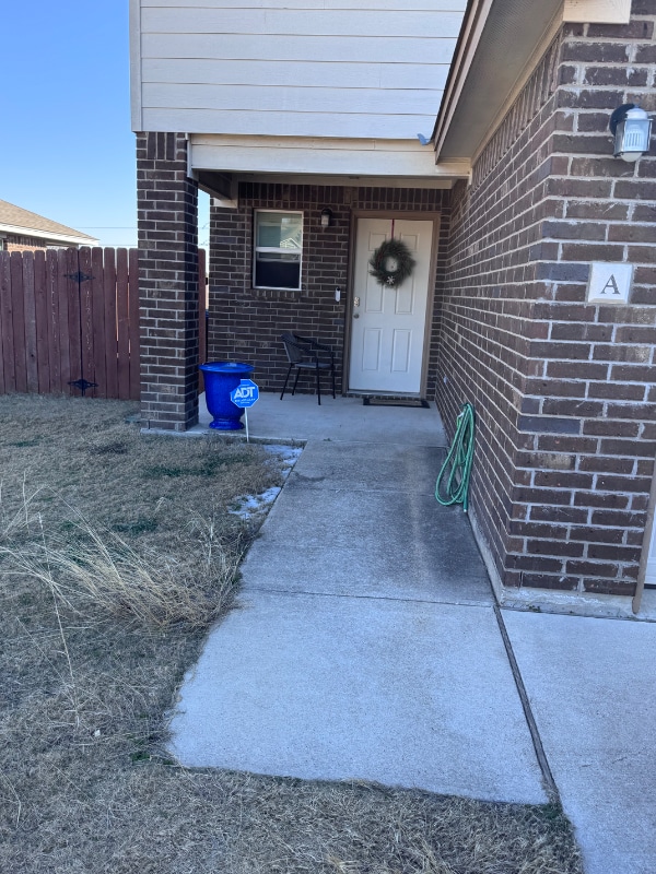 Photo - 1718 risen Unit A