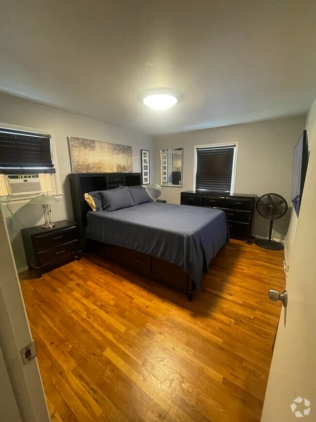 Building Photo - 287 Perry Ave Unit #2 Rental