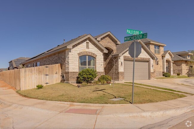 Building Photo - 1701 Palo Duro Dr Rental