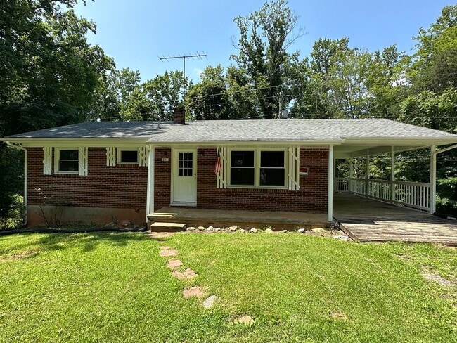 Building Photo - One Story House in Madison Heights