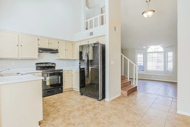Photo - 5829 S 42nd St