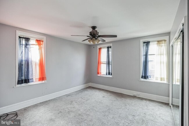 Photo - 530 N 58th St