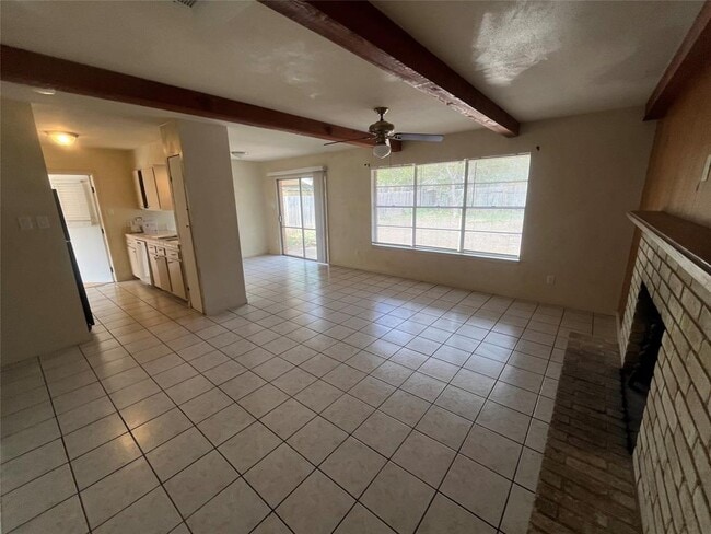 Building Photo - 1002 Hillyer St