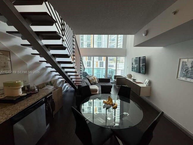 Photo - 41 SE 5th St Unit 712