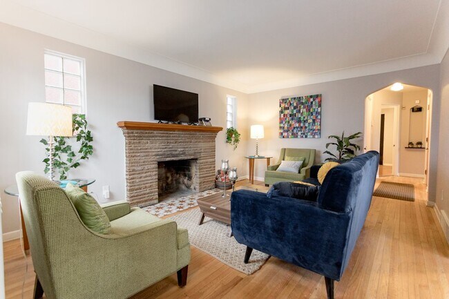 Photo - 159 Winona St