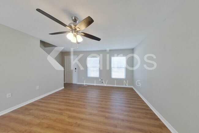 Photo - 2825 NW 3rd Pl