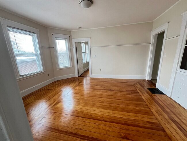 Photo - 79-81 Cranch St Unit 2