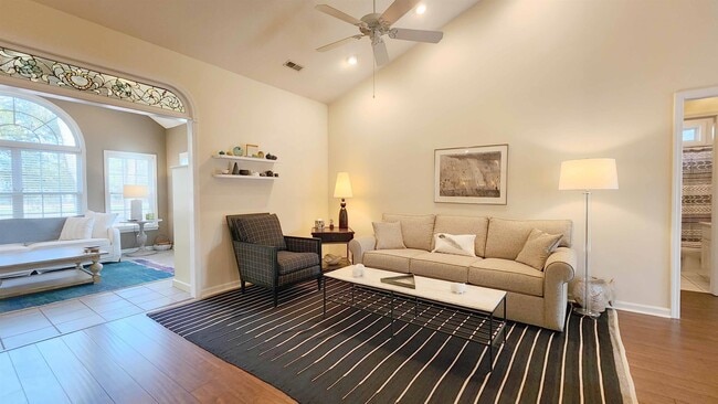171 Snowbell Ln