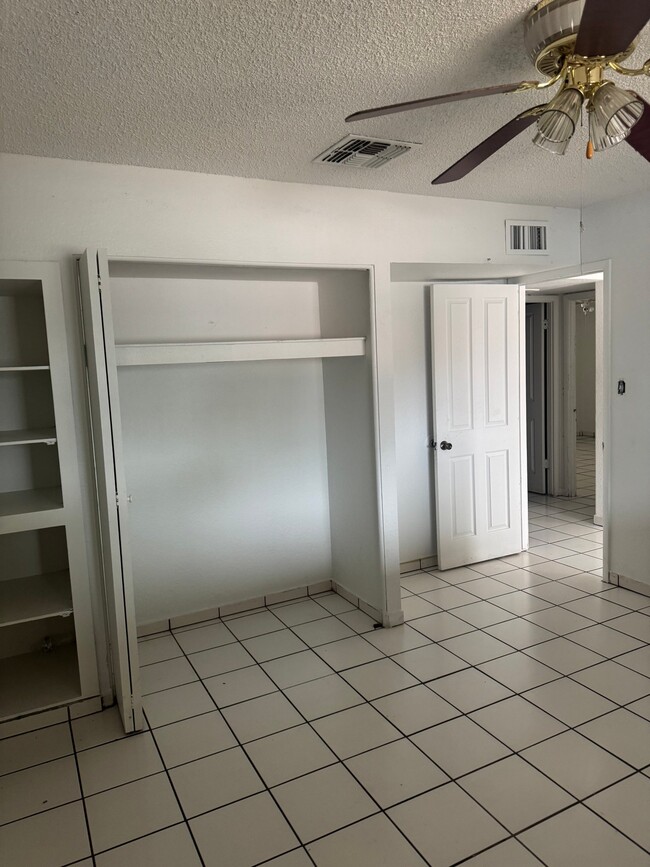 Photo - 7602 W Whitton Ave