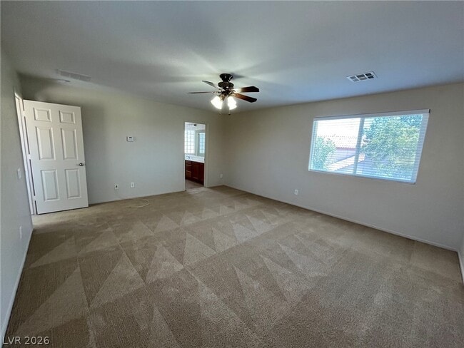 Photo - 2689 Niddrie Ave