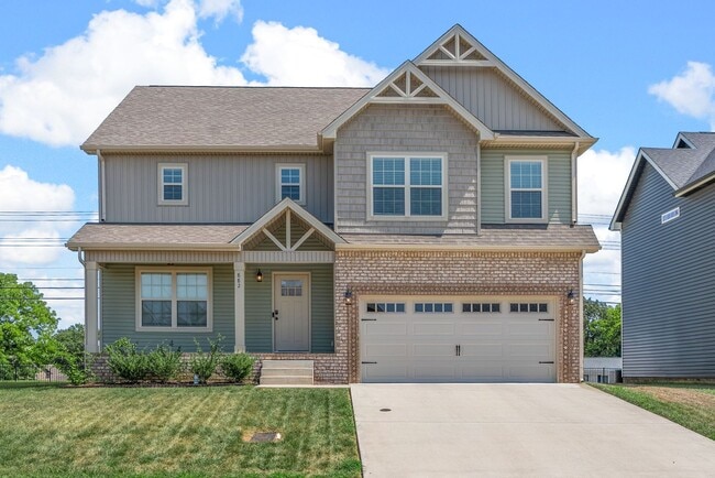 Photo - Beautiful 4-Bedroom Home with Modern Comfo...