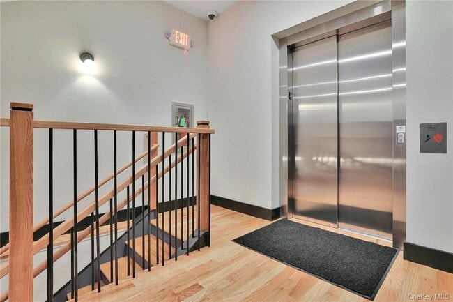 Photo - 145 Main St Unit 202