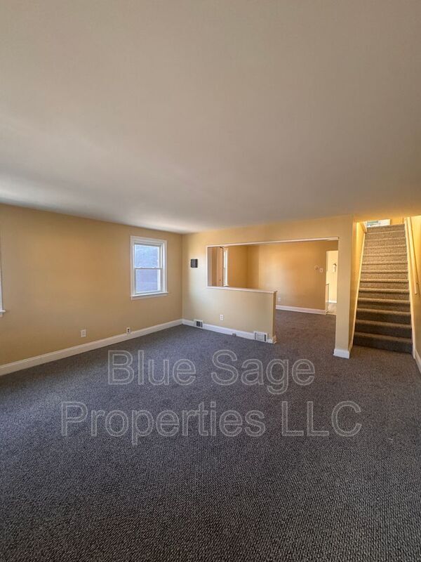 Photo - 1024 Broad St