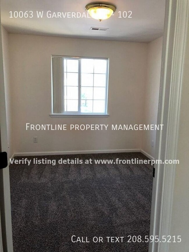 Photo - 10063 W Garverdale Ln Unit 102