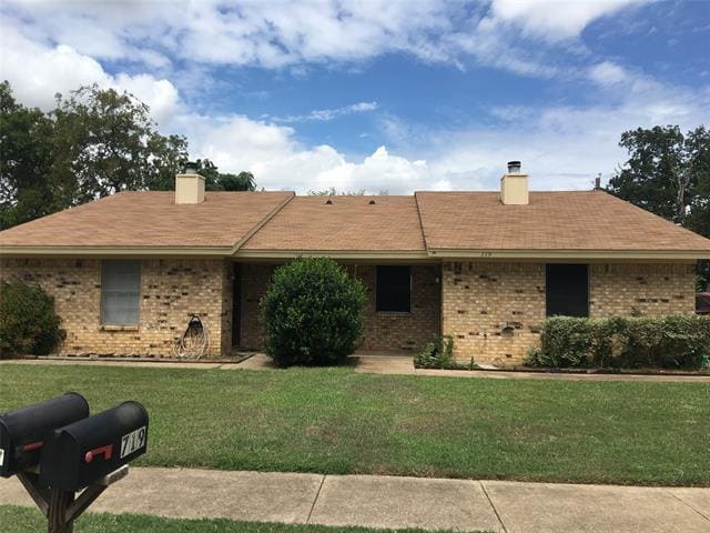 Building Photo - 717 Windcrest Dr