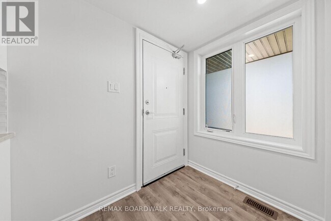 Photo - 780 A March Rd