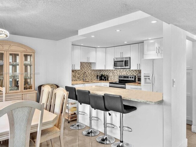 Photo - 20401 NE 30th Ave