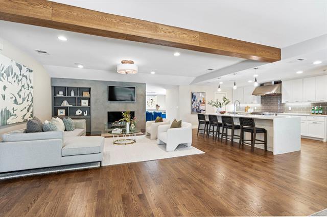 Photo - 5948 Melshire Dr