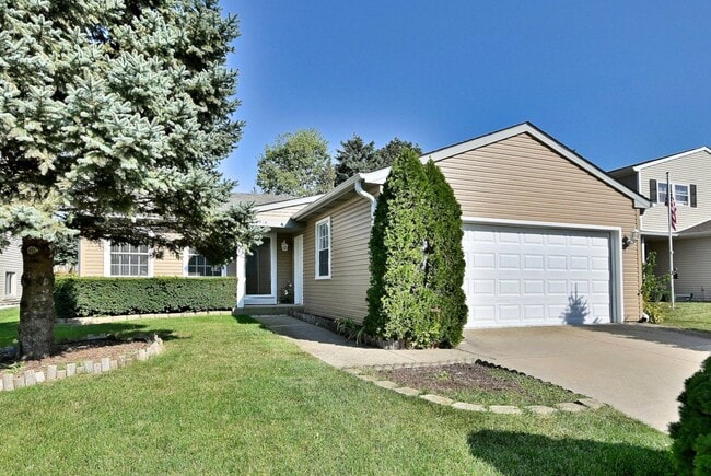 Photo - 714 N Lakeside Dr