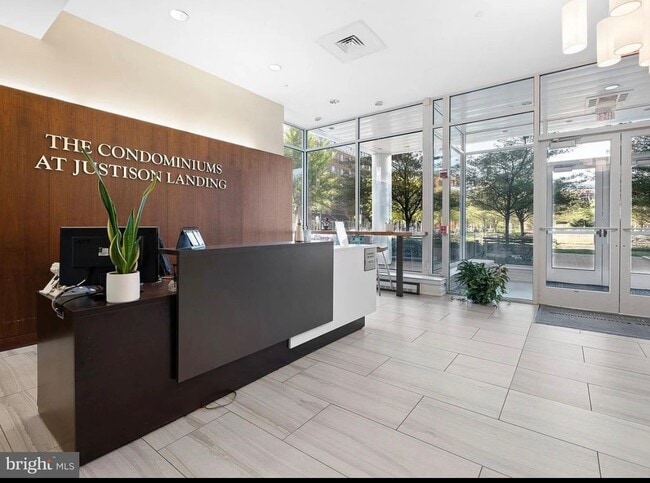 Photo - 530 Harlan Blvd Unidad 611